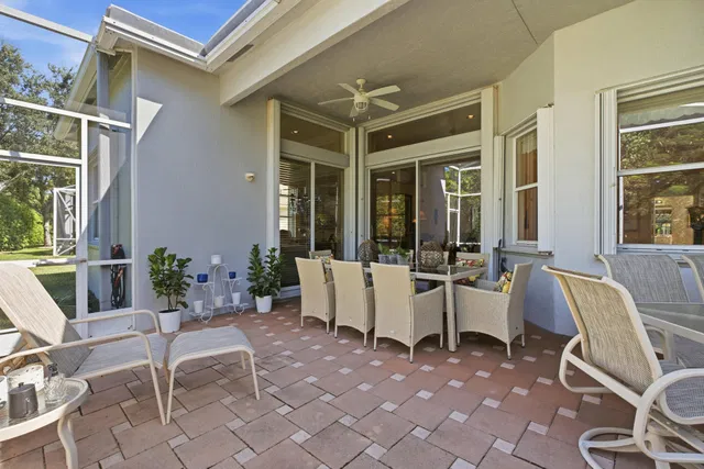 Residence photo 33
