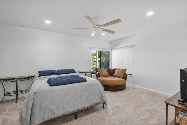 Residence photo 20