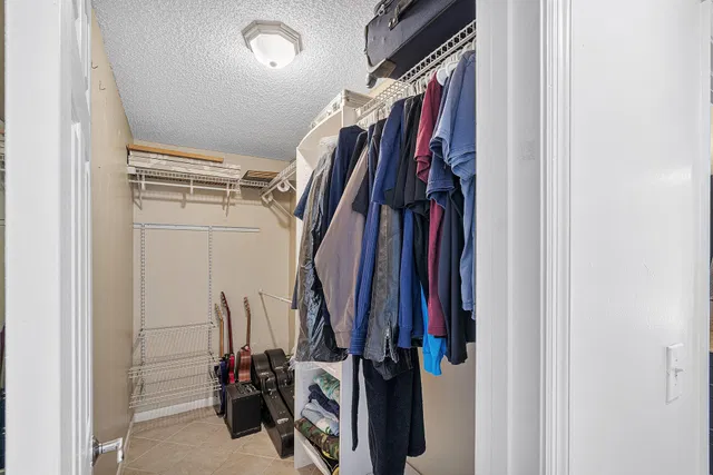 Residence photo 23