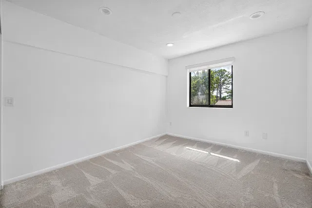 Residence photo 26