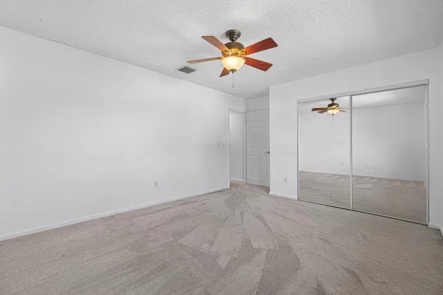 Residence photo 31