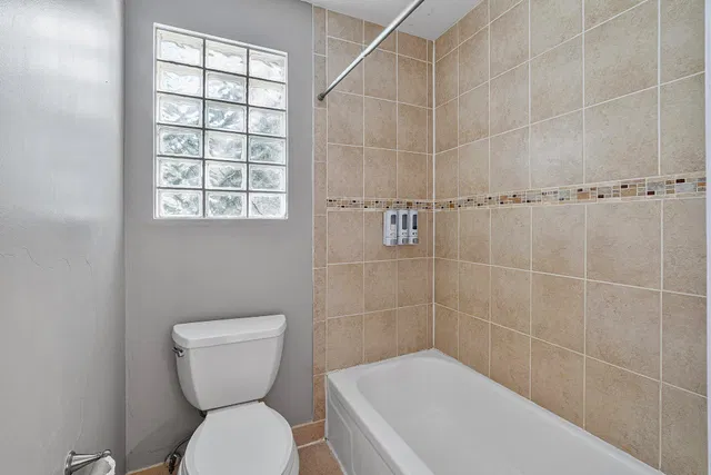 Residence photo 33