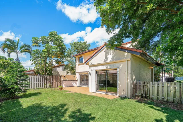 Residence photo 36