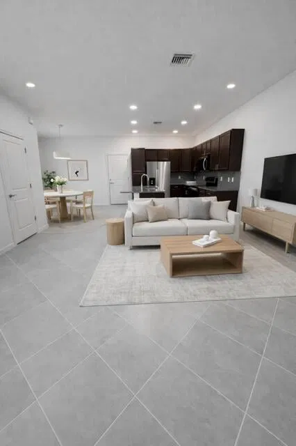 Residence photo 2