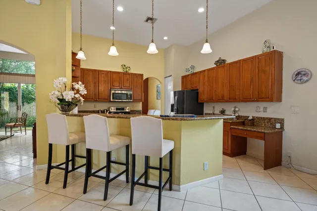 Residence photo 12