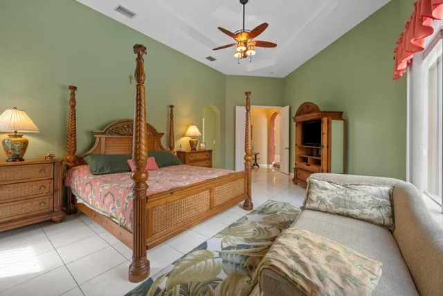 Residence photo 19
