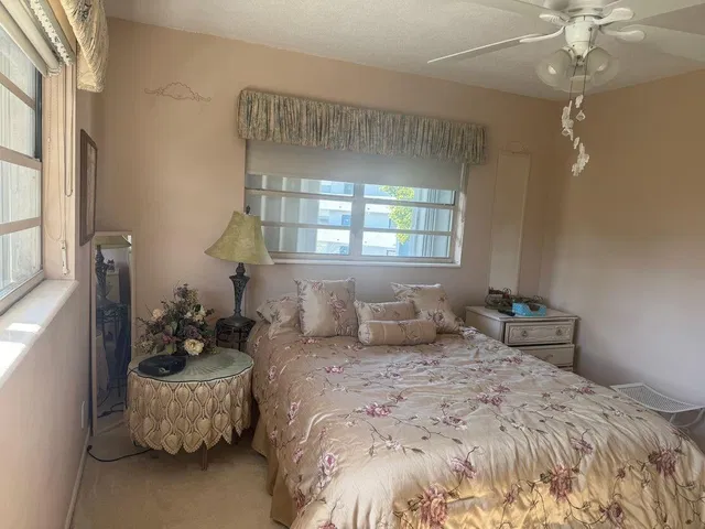 Unit Apt 329 photo 12