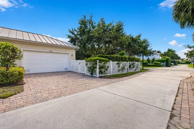 Mallory Creek Abacoa Residence photo 43