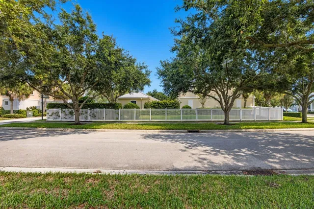 Mallory Creek Abacoa Residence photo 44