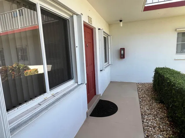 Residence photo 2