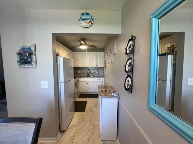 Residence photo 6