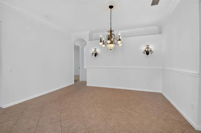 Residence photo 3