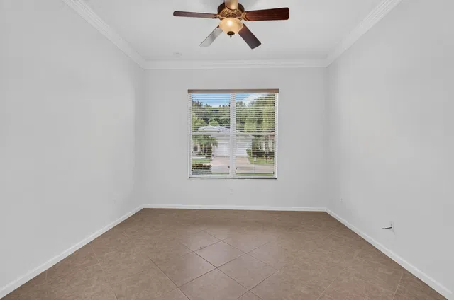 Residence photo 22