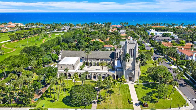 In-Town Palm Beach Residence photo 6