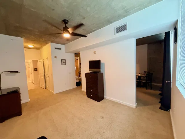 The Edge Unit 1010 photo 10