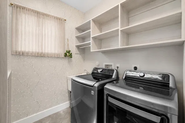 Residence photo 25