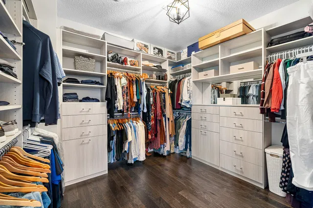 Residence photo 32