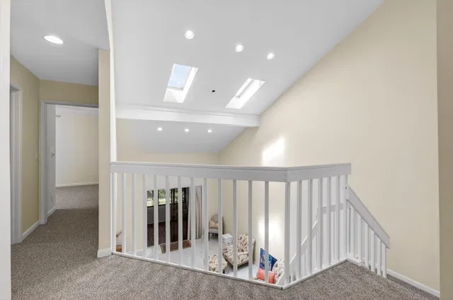 Residence photo 32