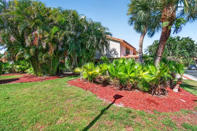 Residence photo 52