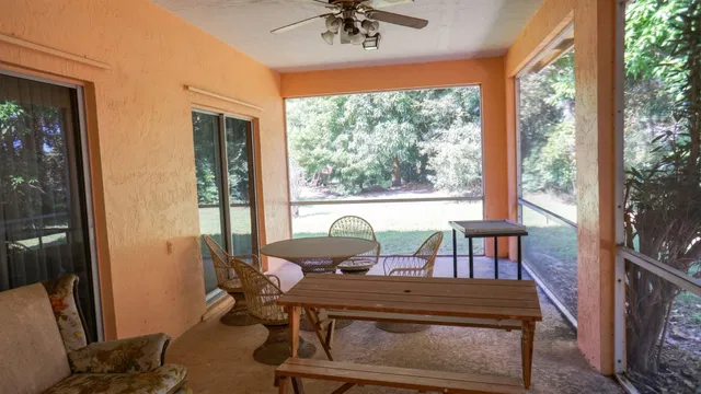 Residence photo 36