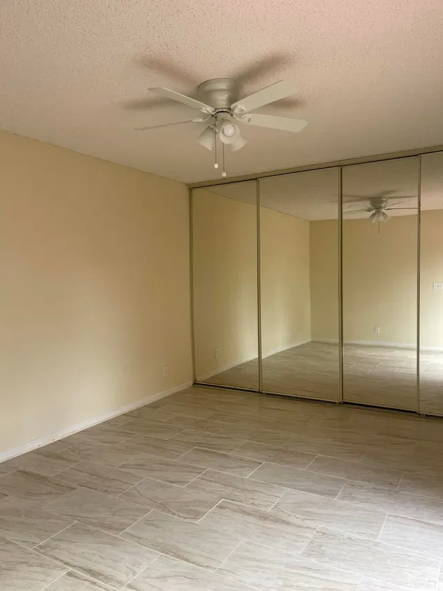 Residence photo 13