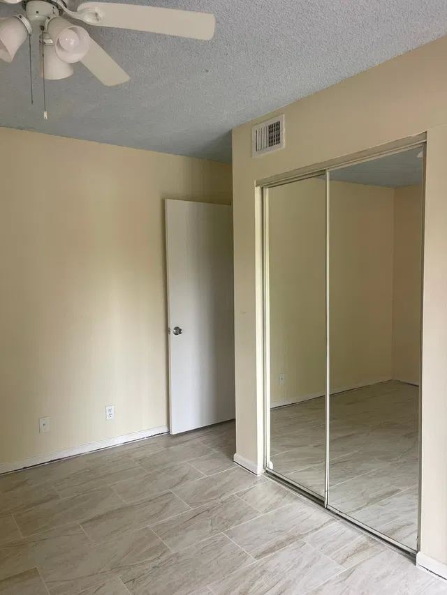 Residence photo 18
