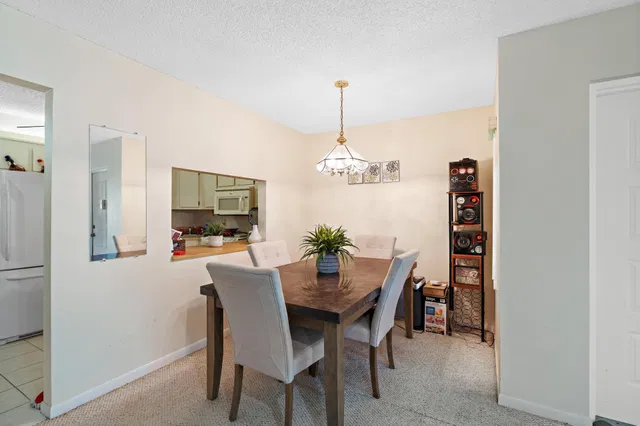 Residence photo 5