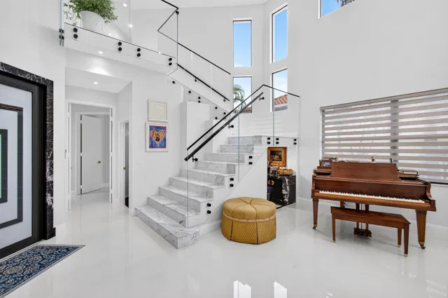 Residence photo 6