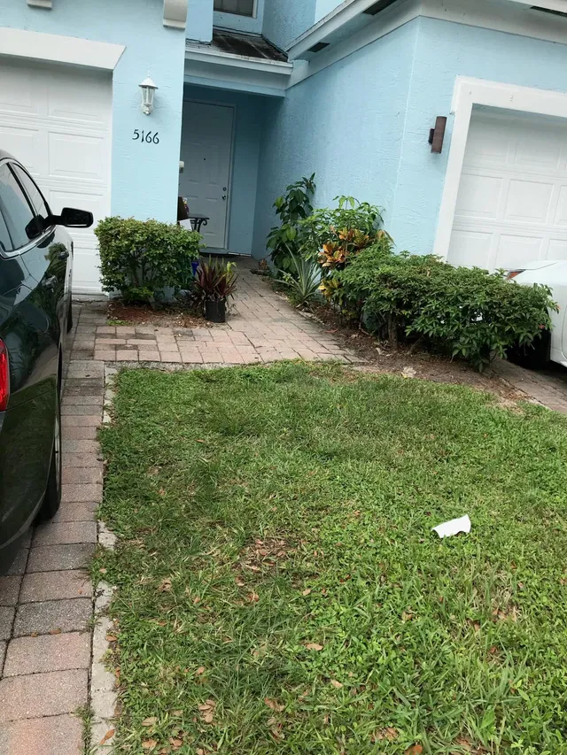 Unit 5166 photo 3
