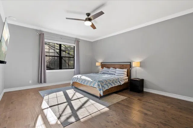 Residence photo 12