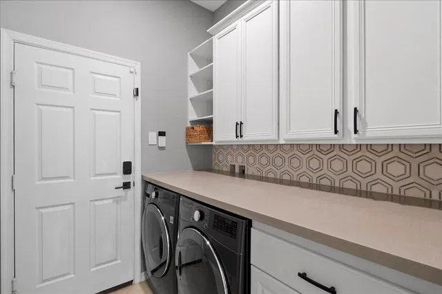 Residence photo 18