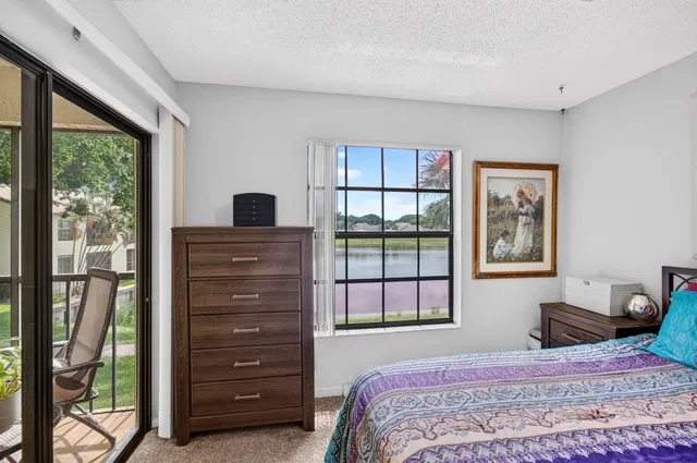 Unit 208 photo 21