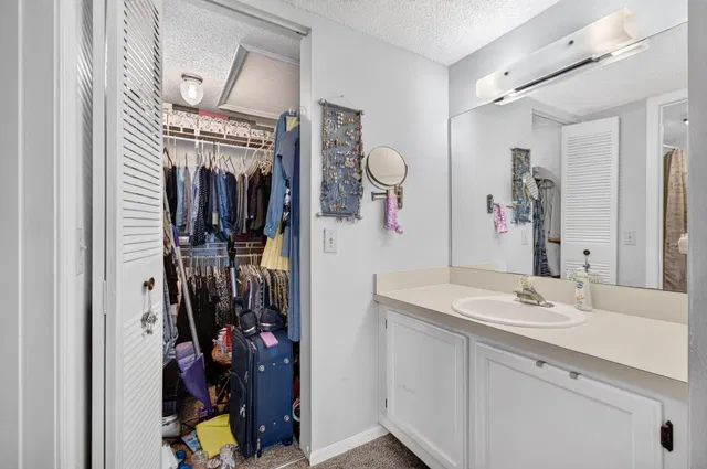 Unit 208 photo 30
