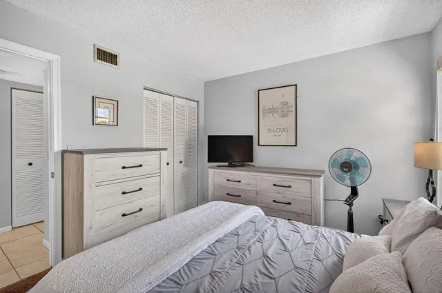 Unit 208 photo 33
