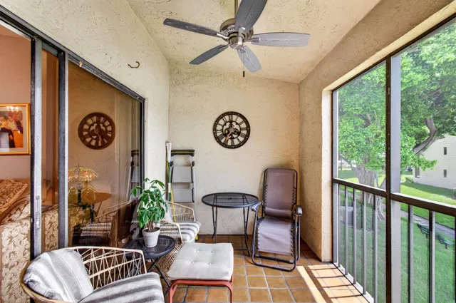 Unit 208 photo 41