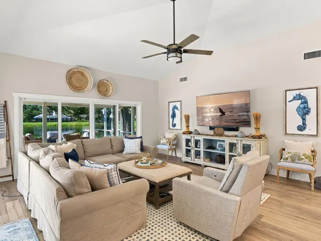 PGA National Palm Beach Gardens Residence photo 14