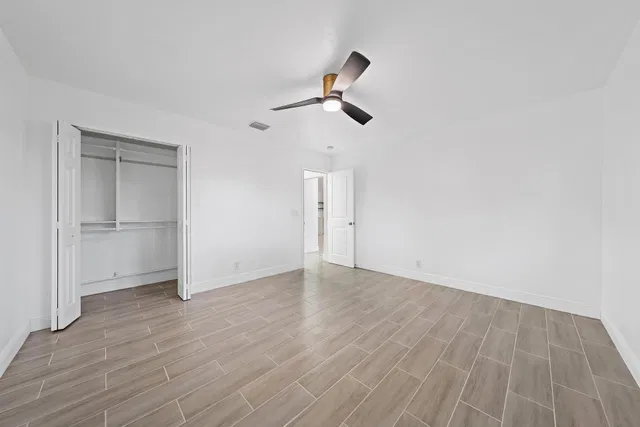 West Palm Beach Residence photo 16