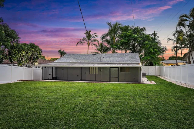 West Palm Beach Residence photo 29