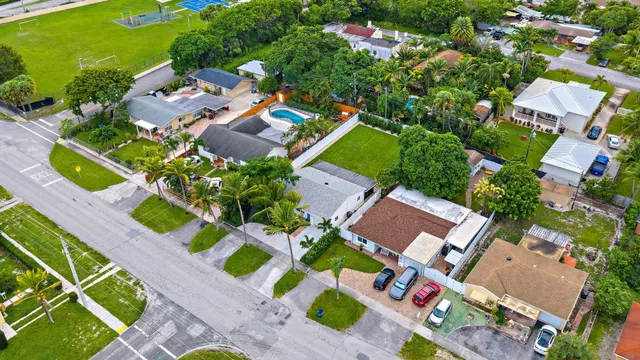 West Palm Beach Residence photo 34