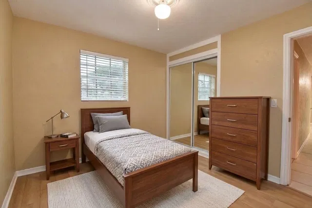 Residence photo 10
