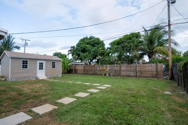 Residence photo 18
