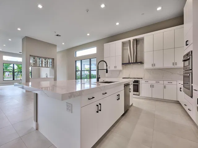 Avenir Residence photo 18
