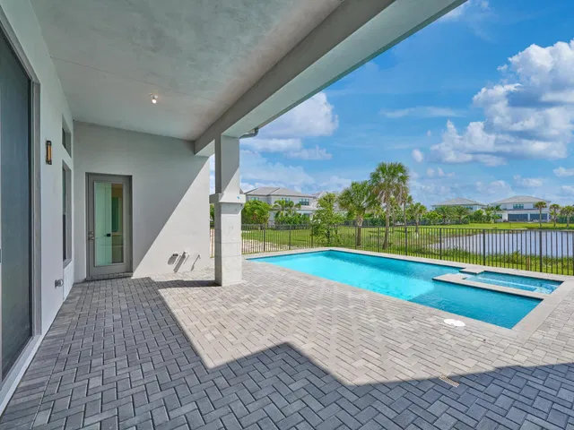 Avenir Residence photo 30