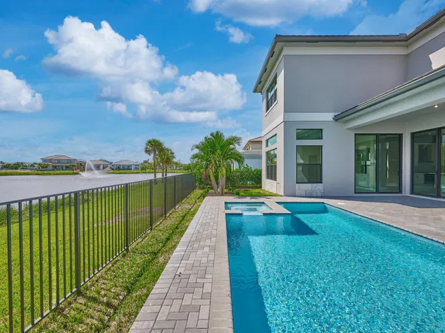 Avenir Residence photo 34