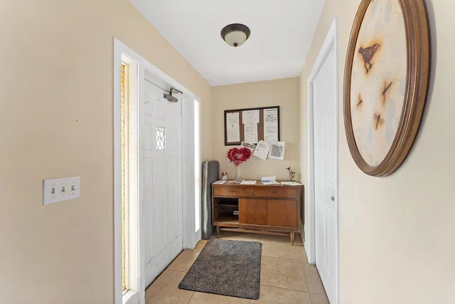 Residence photo 3