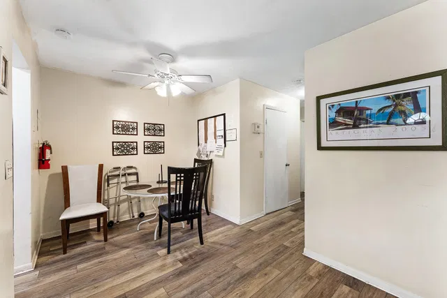 Residence photo 8