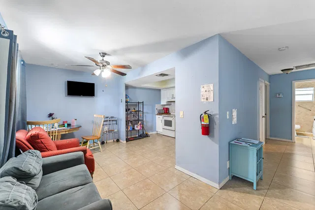 Residence photo 15