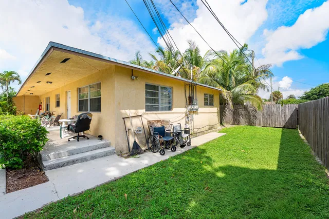 Residence photo 25