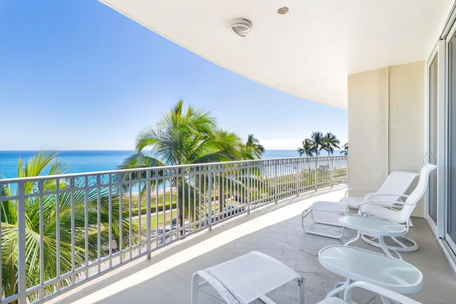 One Royal Palm Way Palm Beach Unit 4-A photo 2