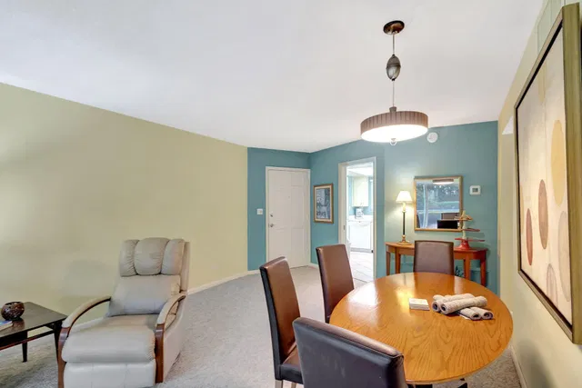 Unit 108 photo 10
